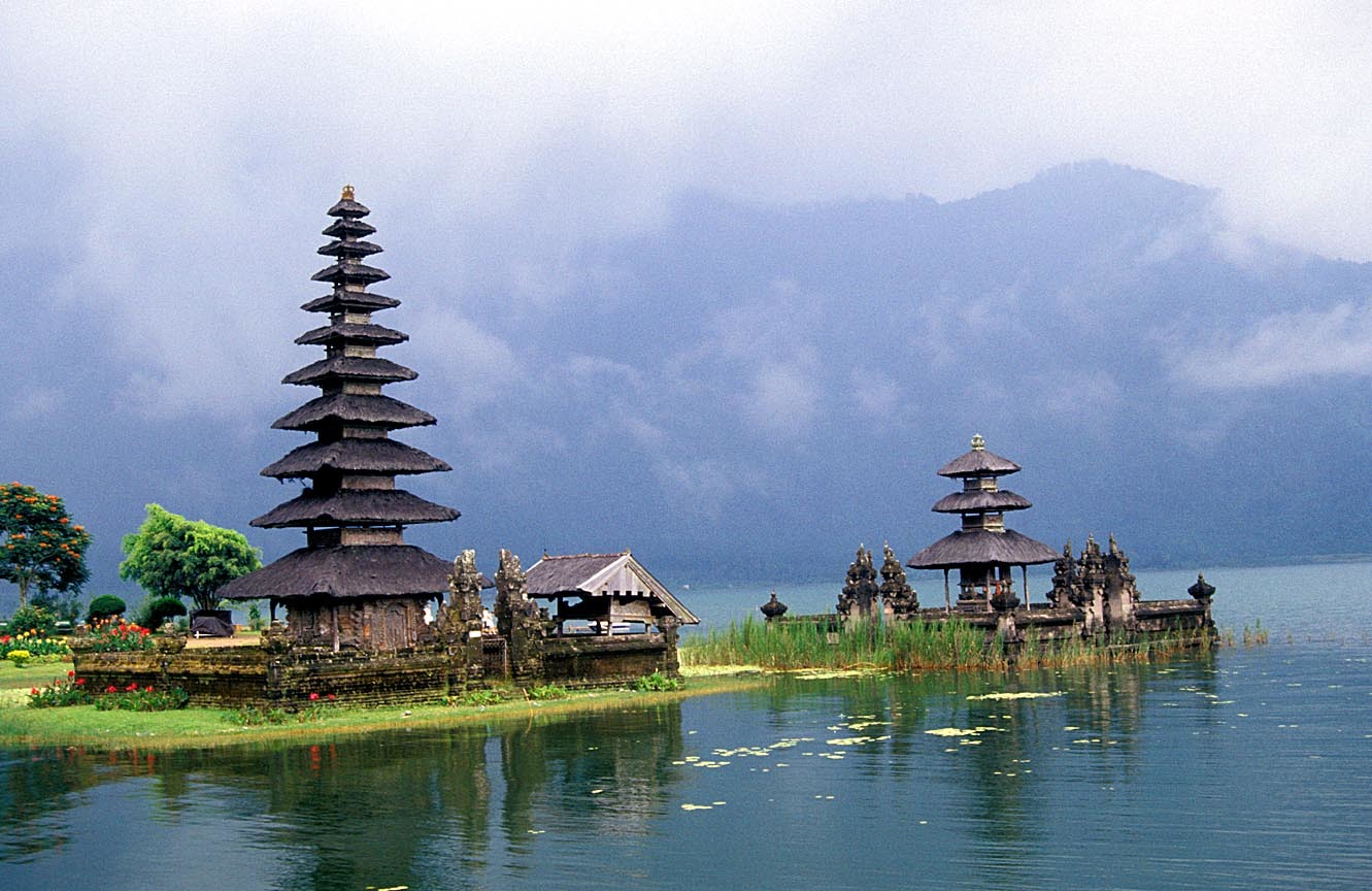 Indonesien Reisen - Natur, Kultur, Abenteuer Bali Paradise Reise Service
