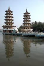 Pagoden am Lotos See