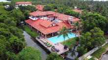 Villa Hundira