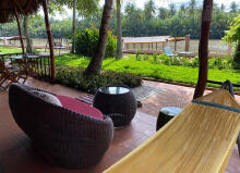 Coco Riverside Lodge