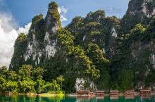 Cheow Lan Lake